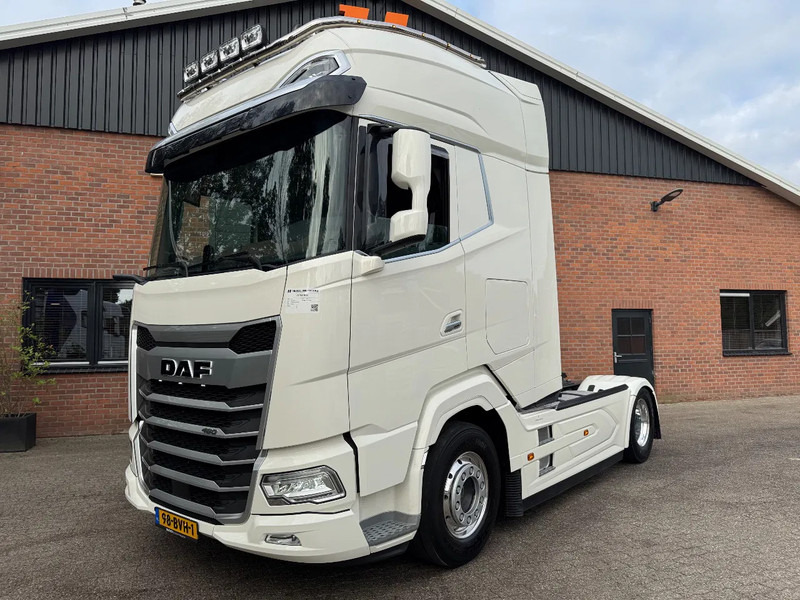 DAF XG+ 480 Standairco 2X tank Alcoa Leder, Full - Top condition 250.530KM - Тягач: фото 1 DAF XG+ 480 Standairco 2X tank Alcoa Leder, Full - Top condition 250.530KM - Тягач: фото 1
