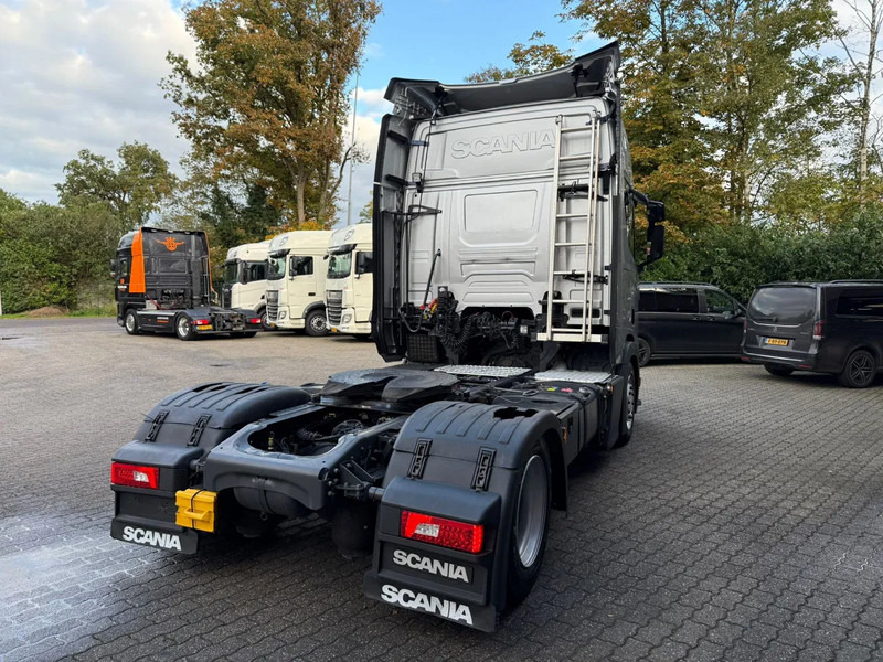 Scania R450 NGS 4X2EB Lowliner Retarder Standairco German truck Smarttacho 2 - Тягач: фото 4 Scania R450 NGS 4X2EB Lowliner Retarder Standairco German truck Smarttacho 2 - Тягач: фото 4