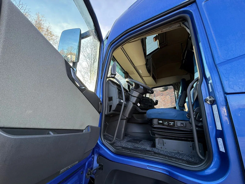 Тягач Volvo FH 460 Globetrotter XL 2x tank Standairco 405.369KM! NL Truck - APK 09-2026: фото 6