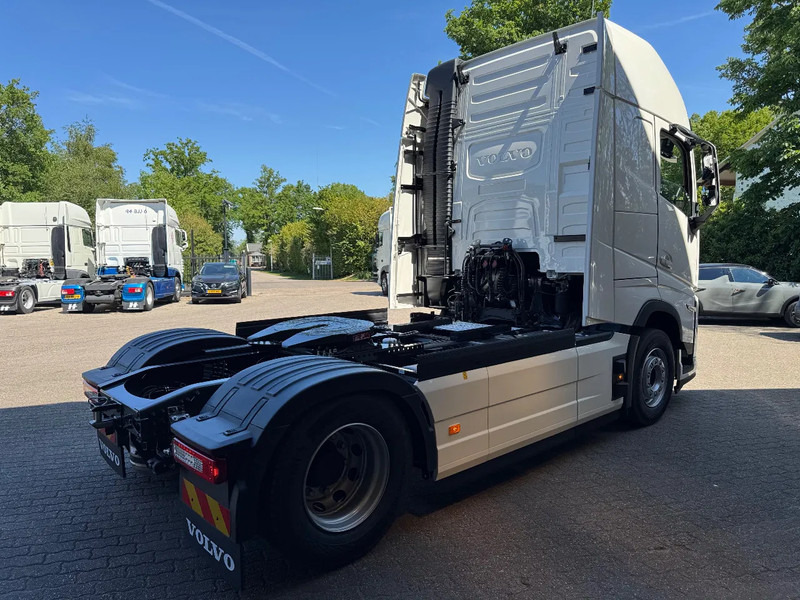 Volvo FH 500 AERO NEW! 9 Ton Vooras Globetrotter XL, PTO, ACC, Standairco, 2 tanks, LED - Тягач: фото 4 Volvo FH 500 AERO NEW! 9 Ton Vooras Globetrotter XL, PTO, ACC, Standairco, 2 tanks, LED - Тягач: фото 4