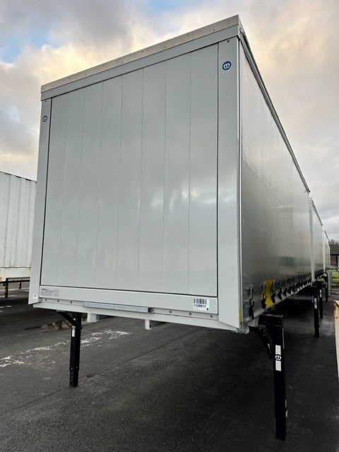 Krone BDF-System 7.450 mm lang, FABRIKNEU - Тентованный кузов: фото 1 Krone BDF-System 7.450 mm lang, FABRIKNEU - Тентованный кузов: фото 1