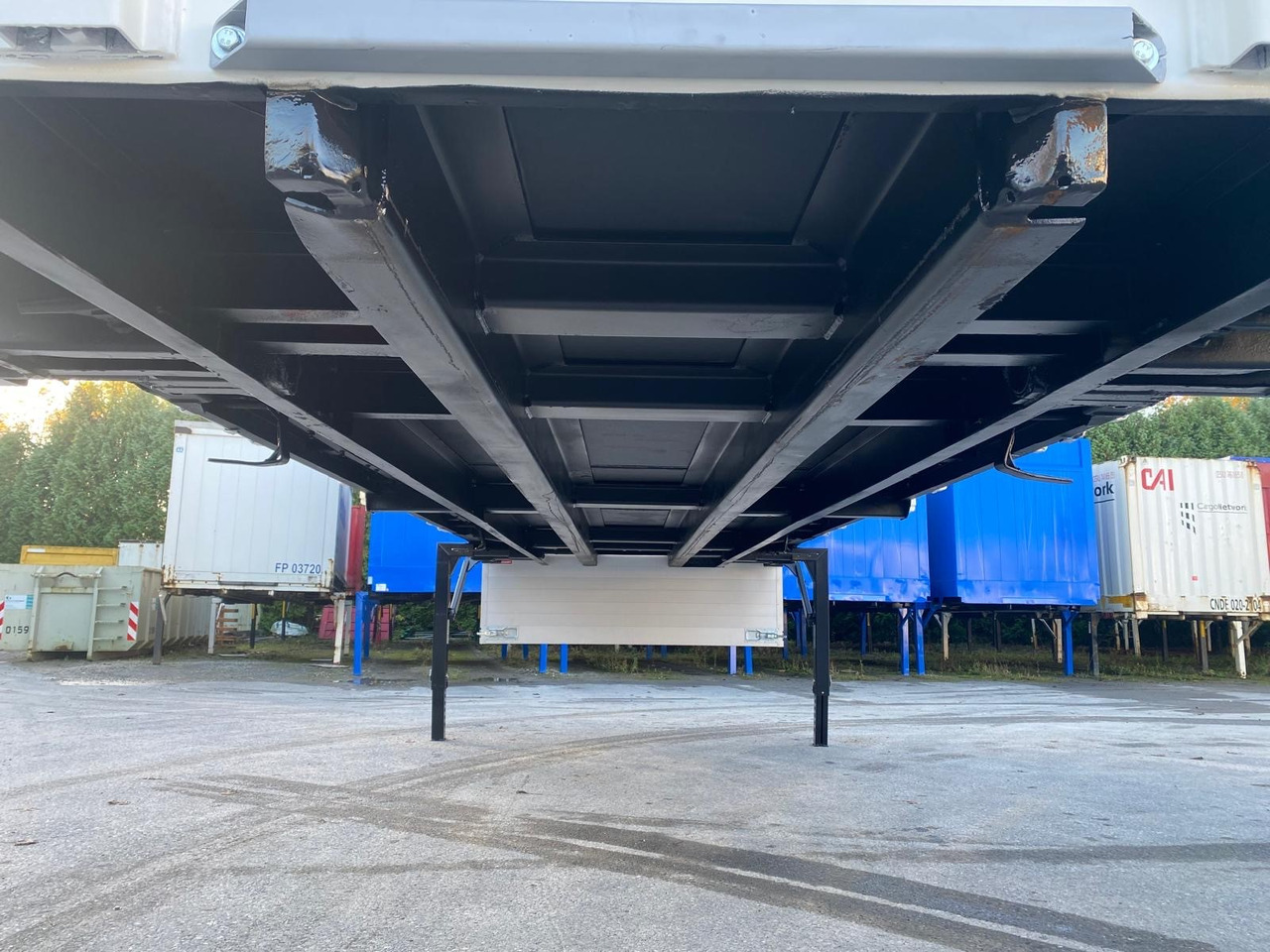 Krone BDF-System, 7.450 mm lang. - Кузов платформа: фото 5 Krone BDF-System, 7.450 mm lang. - Кузов платформа: фото 5