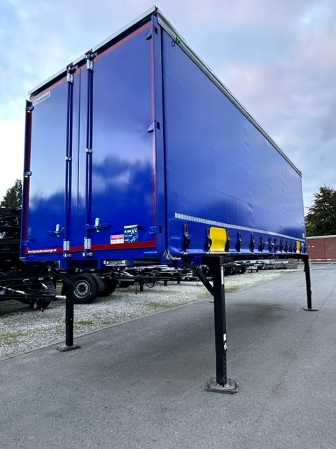 Krone BDF Wechselaufbau 7.45m - THW Ausführung - Тентованный кузов: фото 4 Krone BDF Wechselaufbau 7.45m - THW Ausführung - Тентованный кузов: фото 4