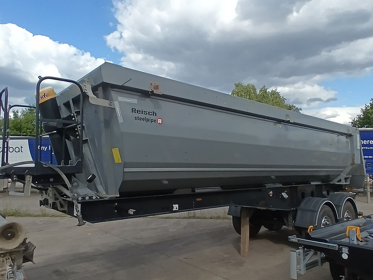 Reisch RHKS-2-SR07 25m3 2-A HARDOX ALCOA FullOption5,3t - Самосвальный полуприцеп: фото 2 Reisch RHKS-2-SR07 25m3 2-A HARDOX ALCOA FullOption5,3t - Самосвальный полуприцеп: фото 2