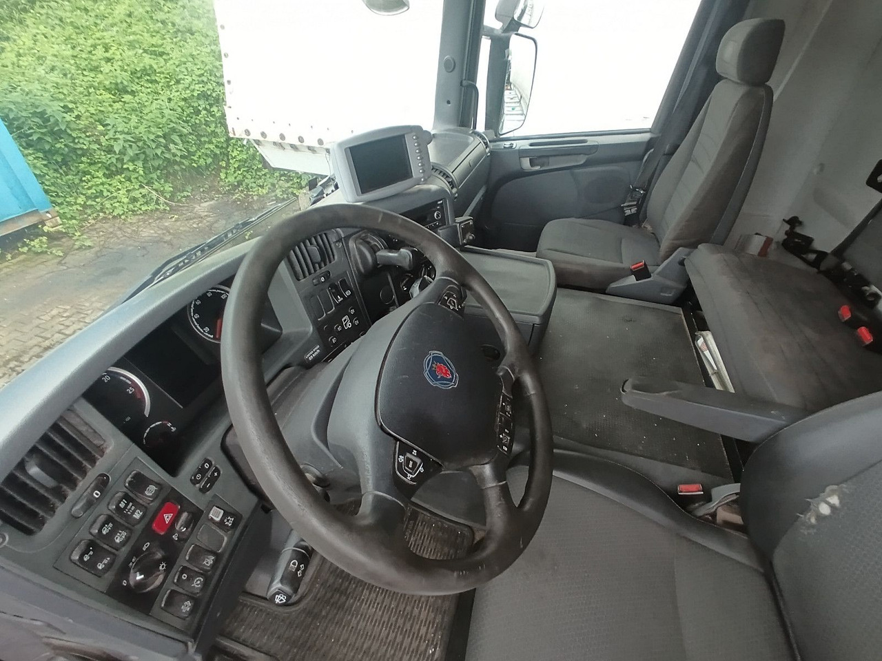 Scania G360 6x2 RETARDER FAUN ROTOPRESS 521L Zöller 230 - Мусоровоз: фото 5 Scania G360 6x2 RETARDER FAUN ROTOPRESS 521L Zöller 230 - Мусоровоз: фото 5