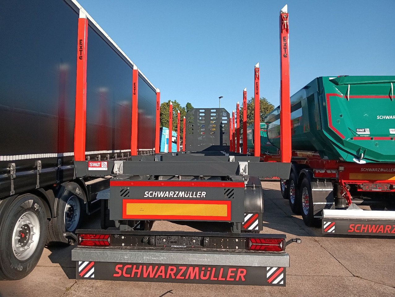 Schwarzmüller 3-A Rungensattel 6xExte144S 5560kg NEU sofort Schwarzmüller 3-A Rungensattel 6xExte144S 5560kg NEU sofort - Полуприцеп лесовоз: фото 1 Schwarzmüller 3-A Rungensattel 6xExte144S 5560kg NEU sofort Schwarzmüller 3-A Rungensattel 6xExte144S 5560kg NEU sofort - Полуприцеп лесовоз: фото 1