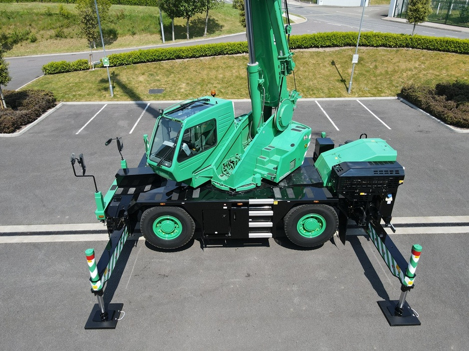 KATO CR250RV - 25 Ton City Crane - New Condition - Мобильный кран: фото 3 KATO CR250RV - 25 Ton City Crane - New Condition - Мобильный кран: фото 3