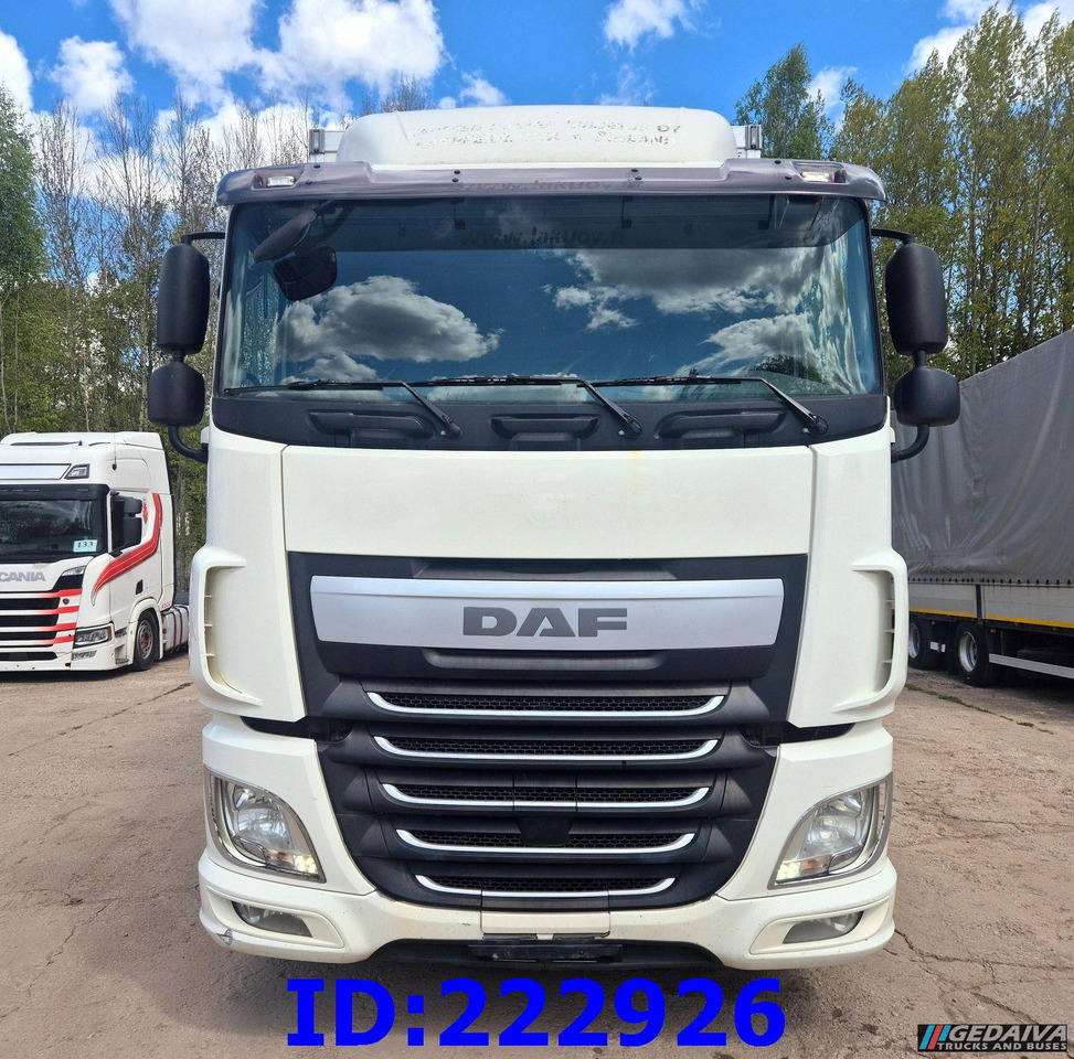 DAF XF 106 440 FAR 6x2 Euro6 - Изотермический грузовик: фото 2 DAF XF 106 440 FAR 6x2 Euro6 - Изотермический грузовик: фото 2