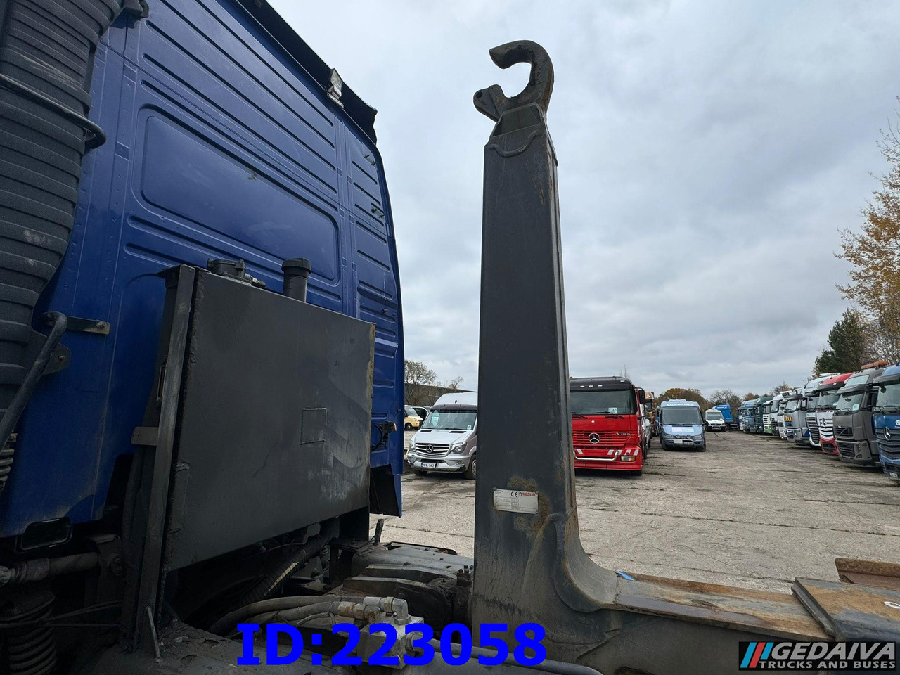 HIAB Multilift XR21S53 - Система портальной погрузки/ Мультилифт: фото 1 HIAB Multilift XR21S53 - Система портальной погрузки/ Мультилифт: фото 1