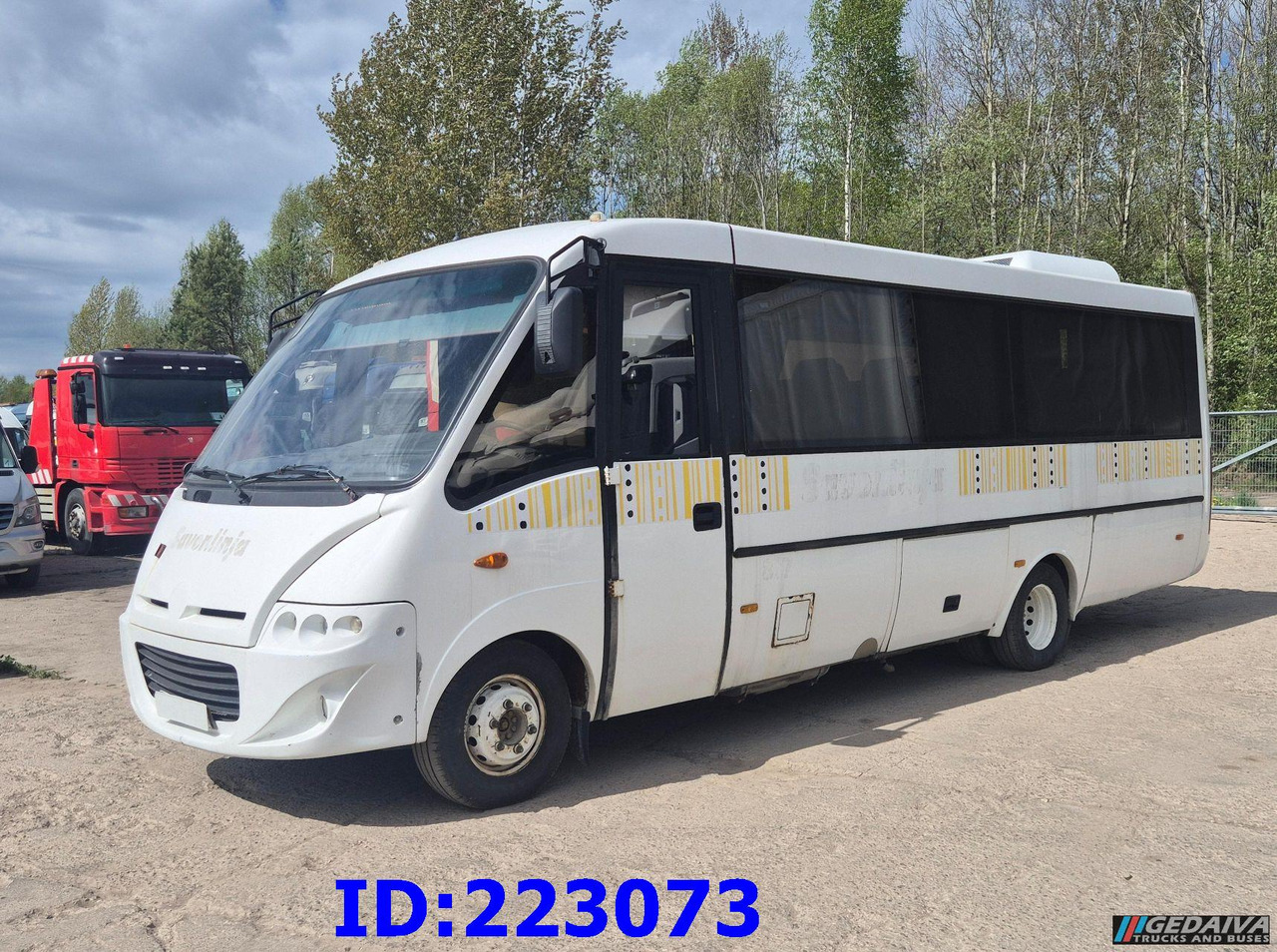 IVECO Thesi 65C18 27place - Туристический автобус: фото 1 IVECO Thesi 65C18 27place - Туристический автобус: фото 1