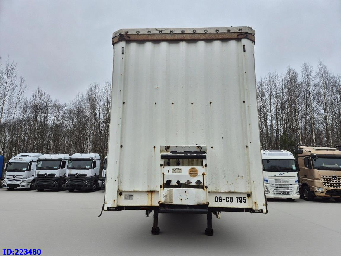 KRONE SDP 27 - Тентованный полуприцеп: фото 2 KRONE SDP 27 - Тентованный полуприцеп: фото 2