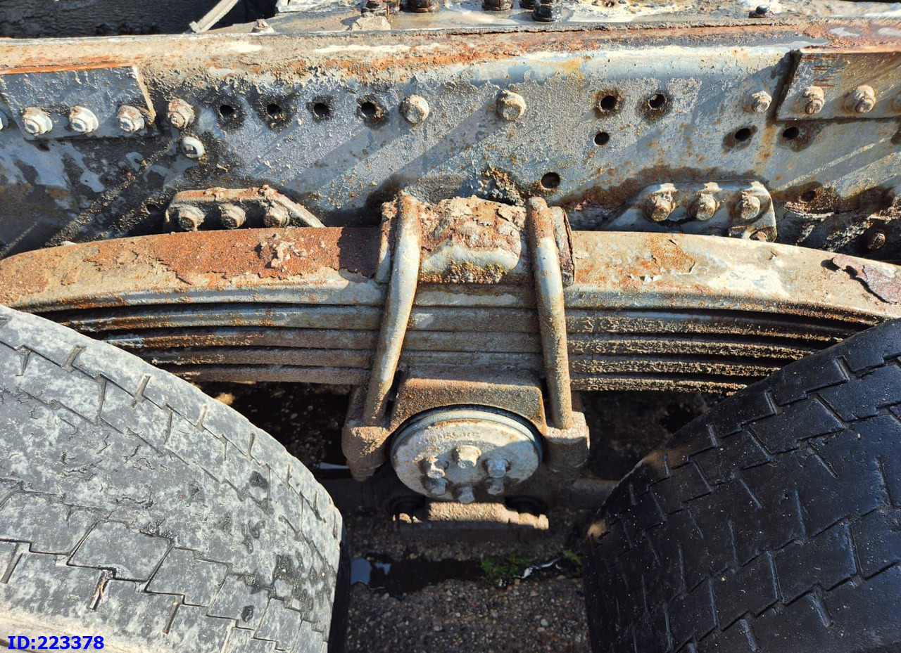 Грузовик-шасси MAN TGA 35.480 8X4 - Full steel - Manual: фото 6 Грузовик-шасси MAN TGA 35.480 8X4 - Full steel - Manual: фото 6