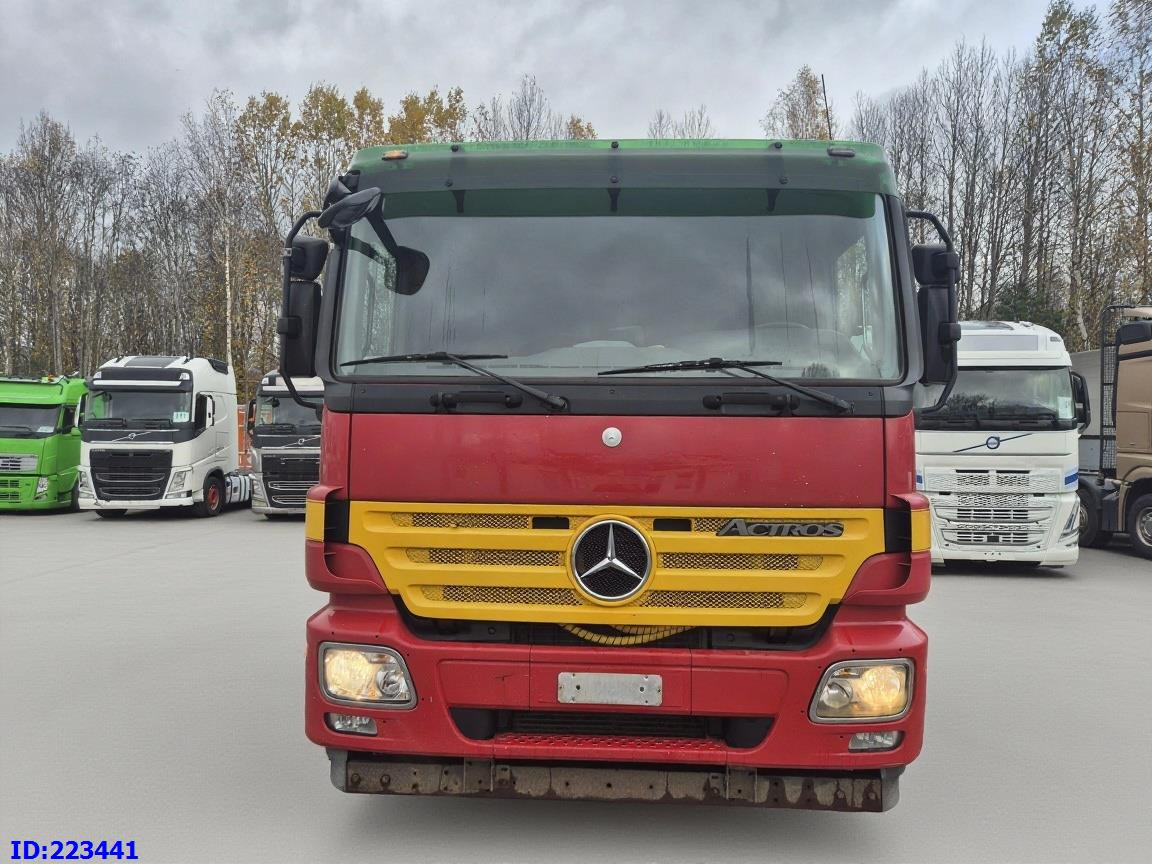 MERCEDES-BENZ Actros 2636 6X4 (3pedals) - Грузовик-шасси: фото 2 MERCEDES-BENZ Actros 2636 6X4 (3pedals) - Грузовик-шасси: фото 2