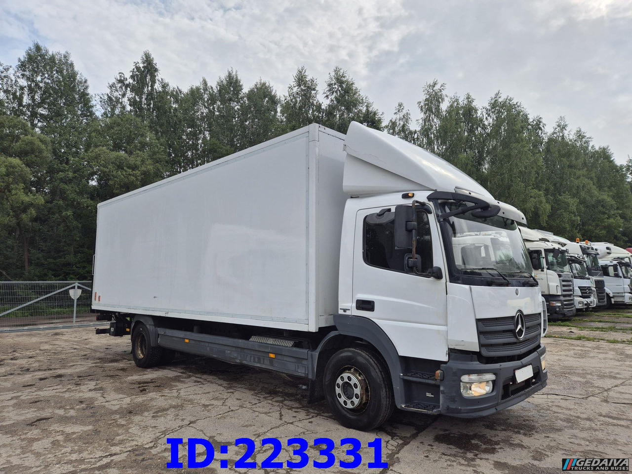 MERCEDES-BENZ Atego 1224 Euro6 (Open side box) - Изотермический грузовик: фото 3 MERCEDES-BENZ Atego 1224 Euro6 (Open side box) - Изотермический грузовик: фото 3