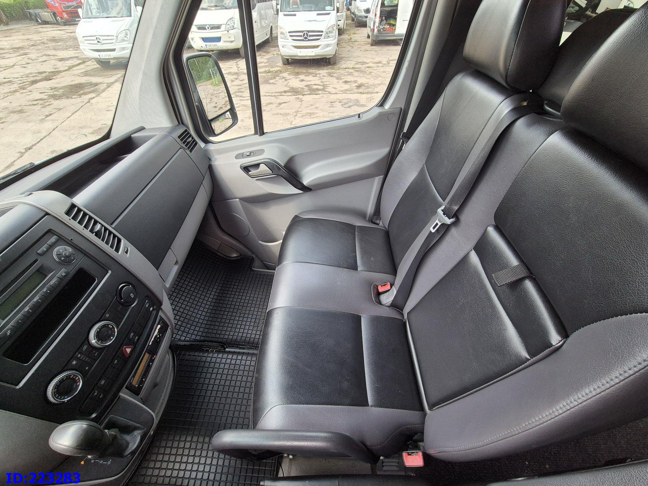 Туристический автобус MERCEDES-BENZ Sprinter 313 - Kasten VIP -Euro5: фото 19 Туристический автобус MERCEDES-BENZ Sprinter 313 - Kasten VIP -Euro5: фото 19