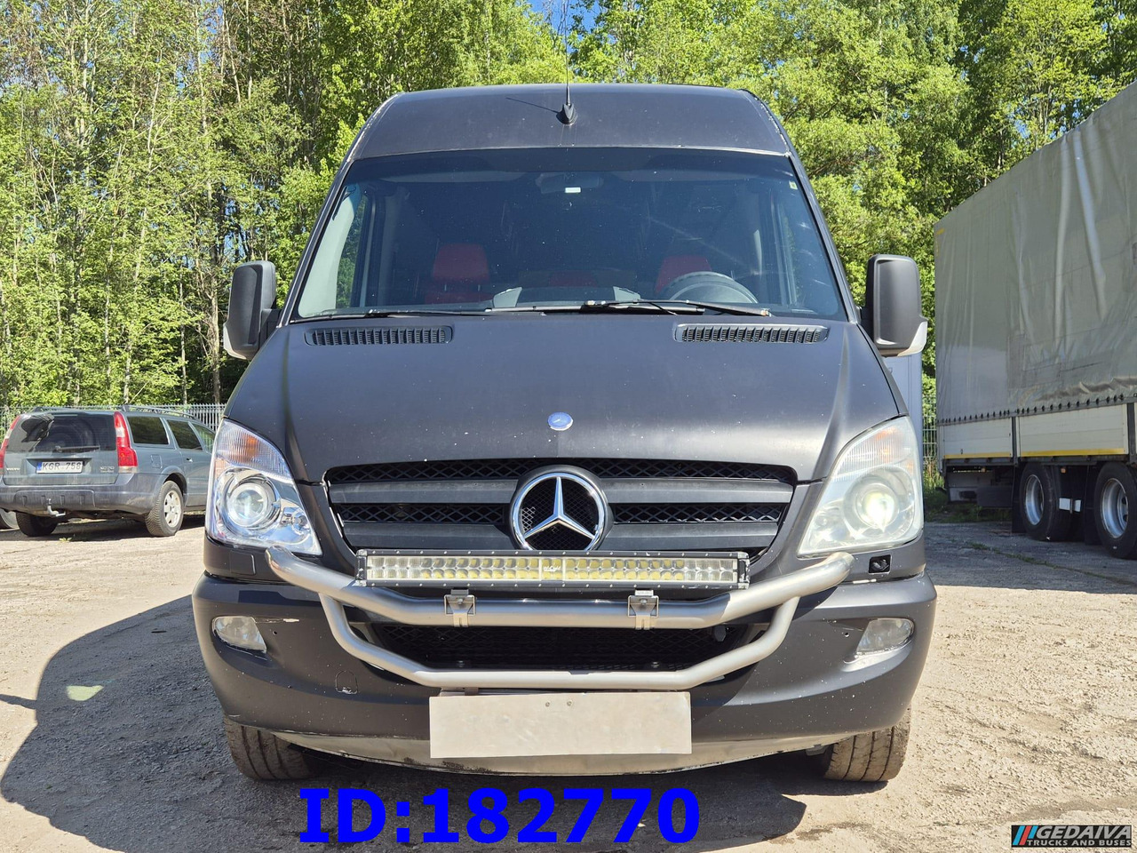 MERCEDES-BENZ Sprinter 319 VIP Euro5 - Туристический автобус: фото 2 MERCEDES-BENZ Sprinter 319 VIP Euro5 - Туристический автобус: фото 2