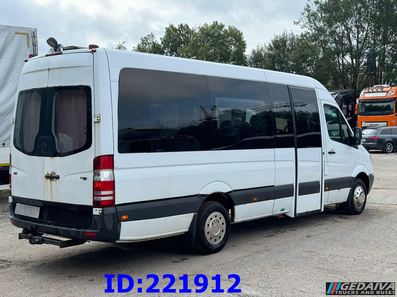 Туристический автобус MERCEDES-BENZ Sprinter 518 VIP 17-Place: фото 6