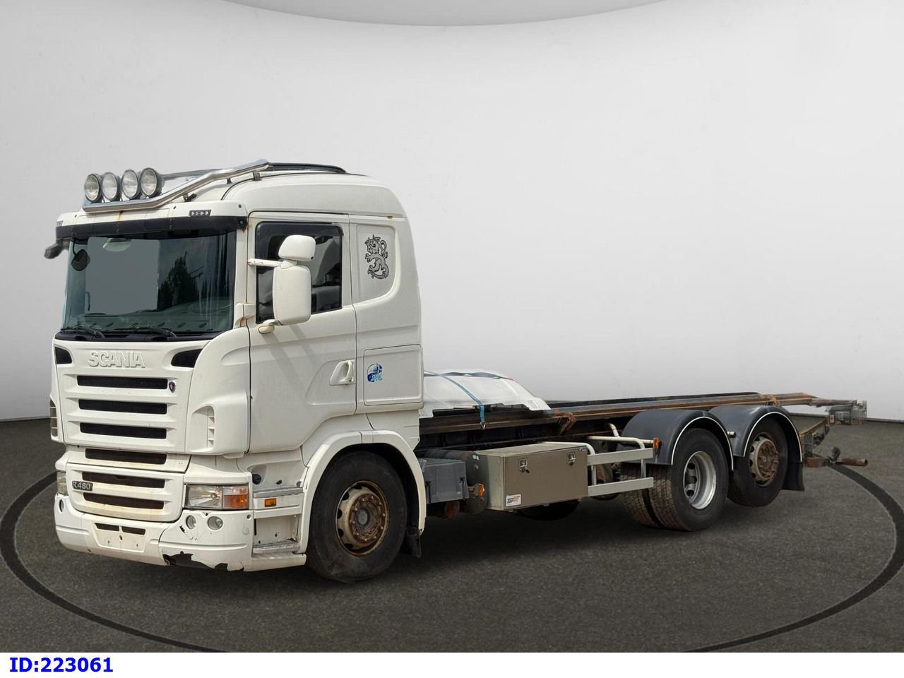 SCANIA R480 6X2 3 Pedals - Грузовик-шасси: фото 2 SCANIA R480 6X2 3 Pedals - Грузовик-шасси: фото 2