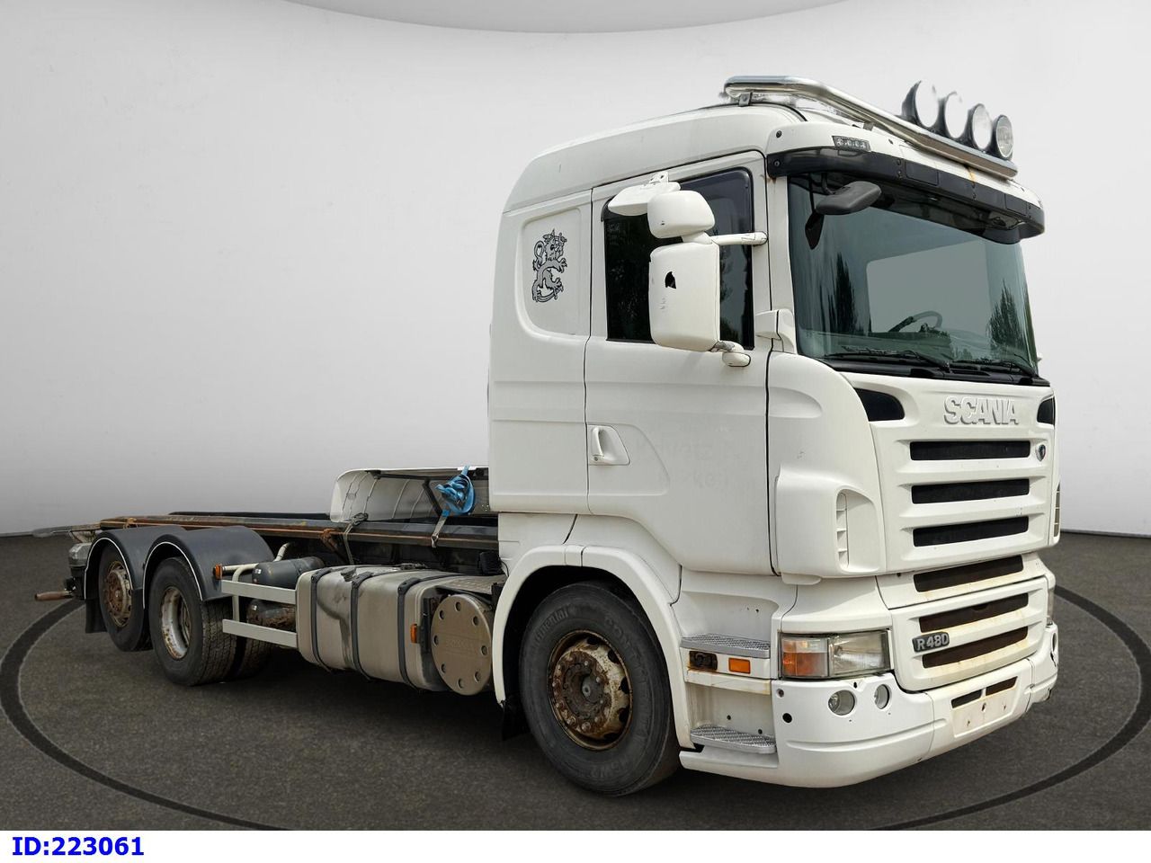 SCANIA R480 6X2 3 Pedals - Грузовик-шасси: фото 1 SCANIA R480 6X2 3 Pedals - Грузовик-шасси: фото 1