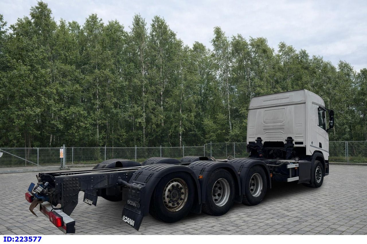 SCANIA R580 8x4 V8 - Грузовик-шасси: фото 5 SCANIA R580 8x4 V8 - Грузовик-шасси: фото 5