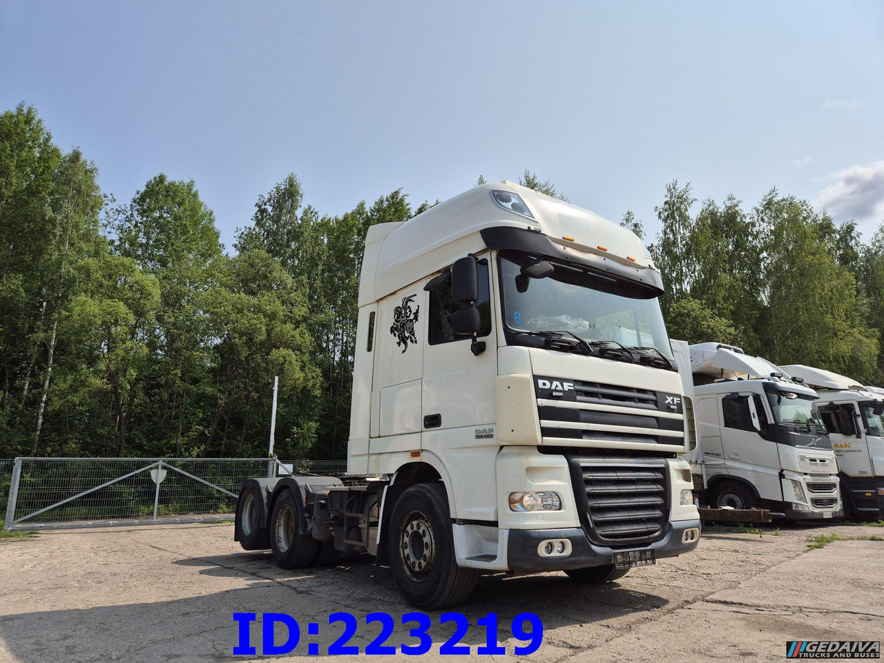 DAF XF 105.460 6X2 (10 tyre) Retarder Euro5 - Тягач: фото 1 DAF XF 105.460 6X2 (10 tyre) Retarder Euro5 - Тягач: фото 1