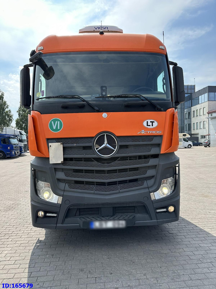 MERCEDES-BENZ Actros 1843 - Mega - Euro6 - Тягач: фото 2 MERCEDES-BENZ Actros 1843 - Mega - Euro6 - Тягач: фото 2