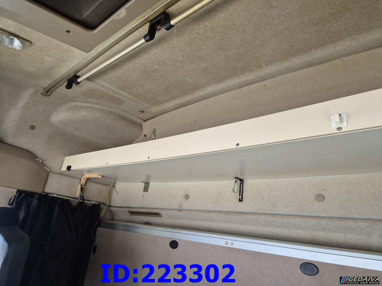 Тягач MERCEDES-BENZ Actros 2551 6x2: фото 18