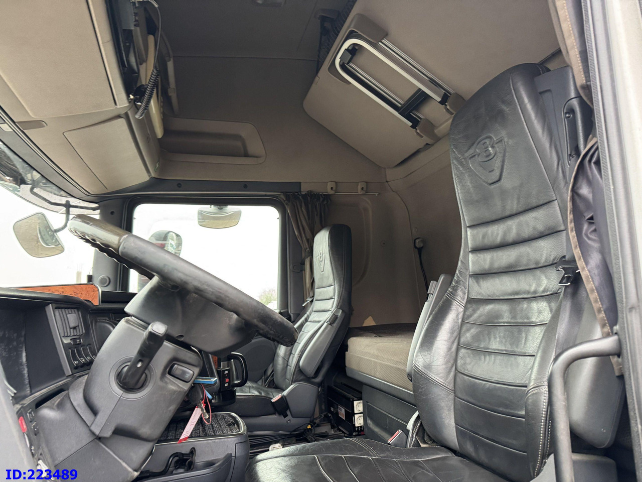 Тягач SCANIA R560 RETARDER 6x2 10 tires: фото 9