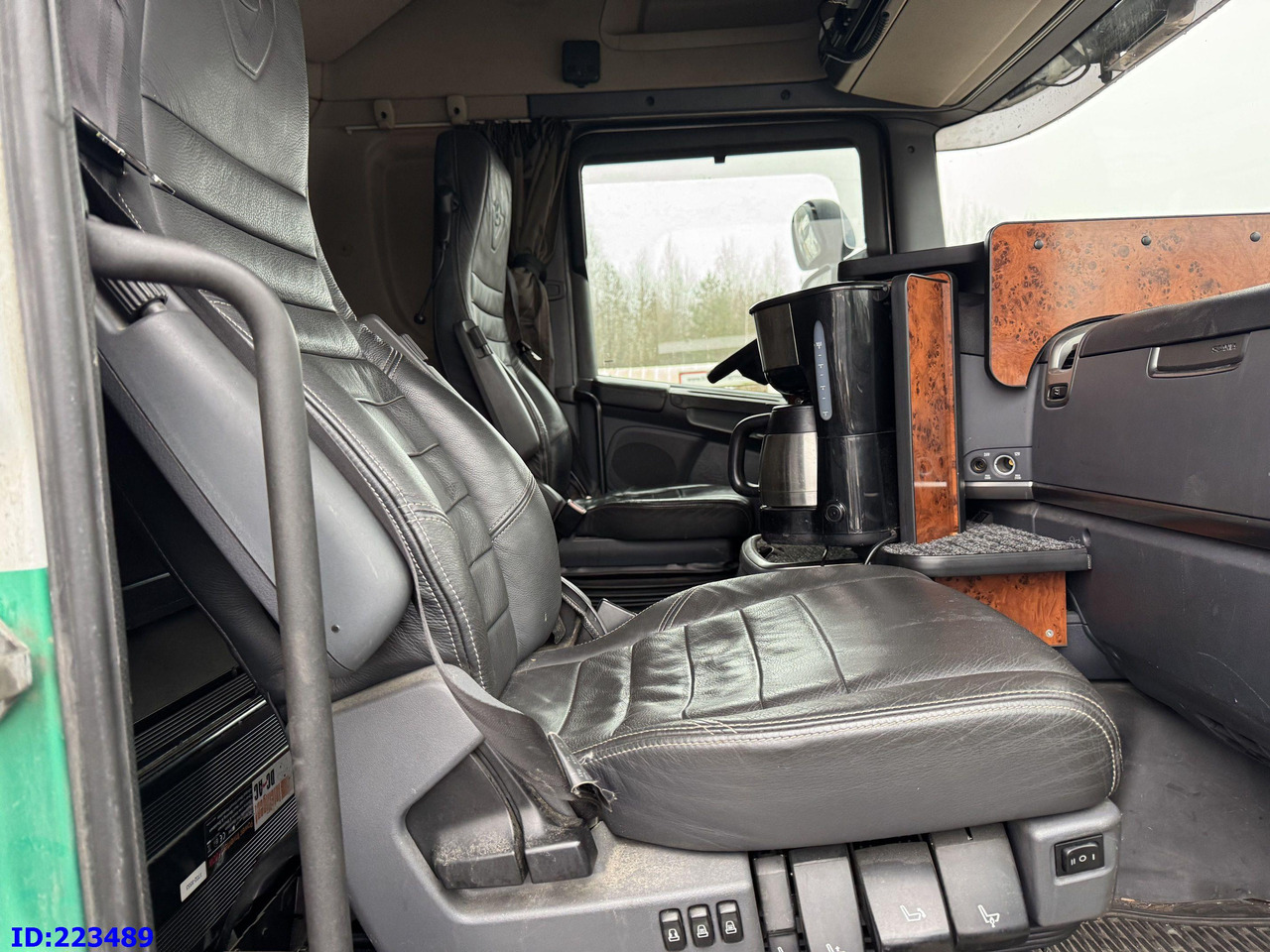 Тягач SCANIA R560 RETARDER 6x2 10 tires: фото 18