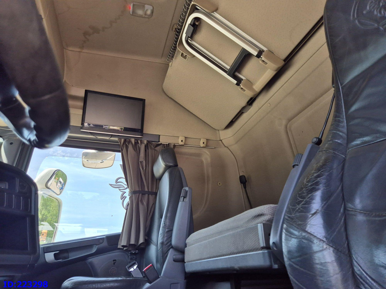 Тягач SCANIA R560 V8 Retarder 6x2: фото 8