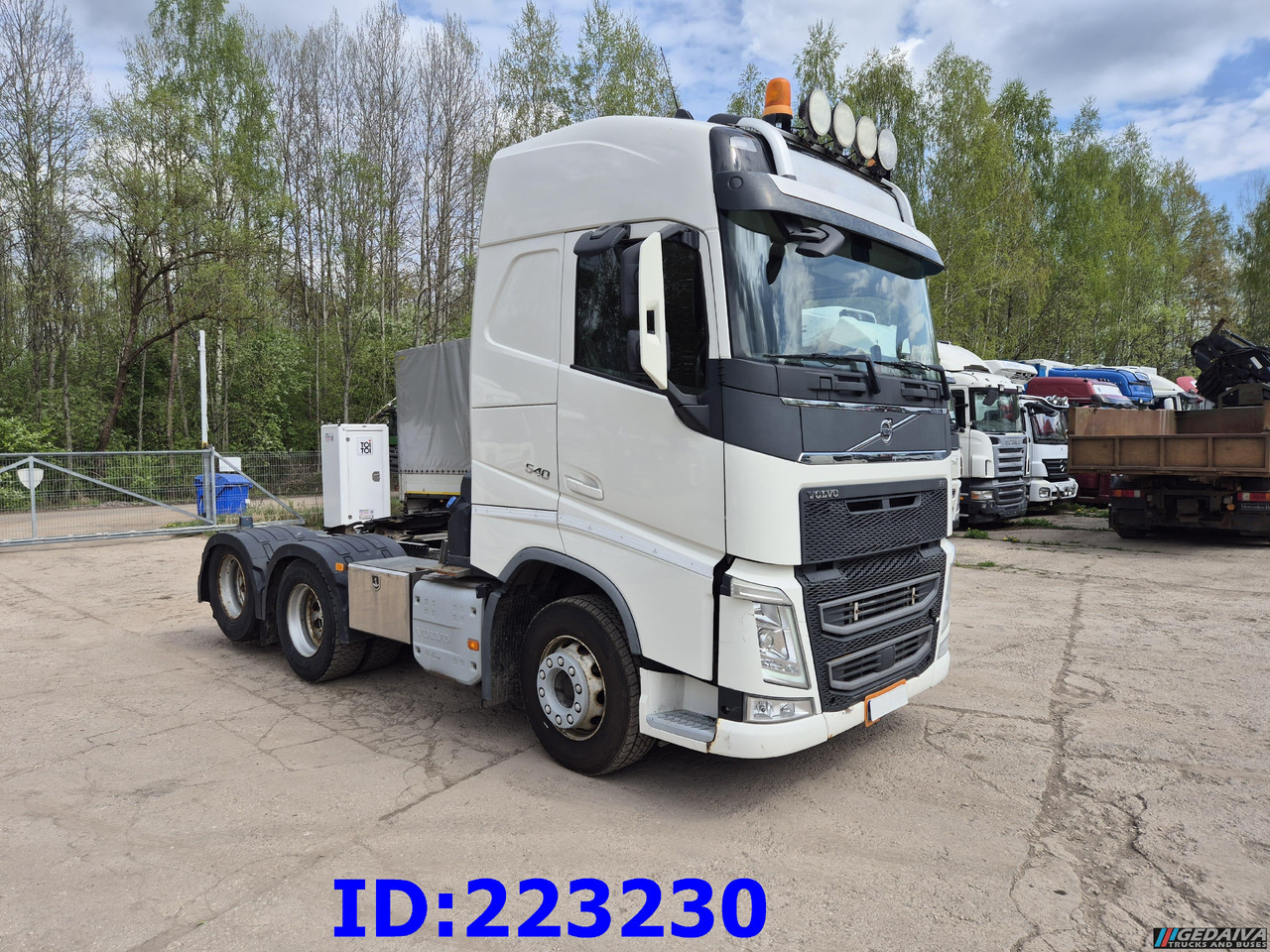VOLVO FH13 540HP 6x2 (10 tyre) - Тягач: фото 4 VOLVO FH13 540HP 6x2 (10 tyre) - Тягач: фото 4