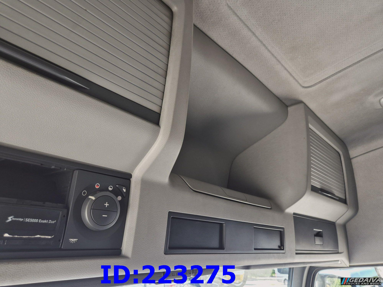 Грузовик-шасси VOLVO FH13 540HP 8X4 (Steering axle) RETARDER: фото 18