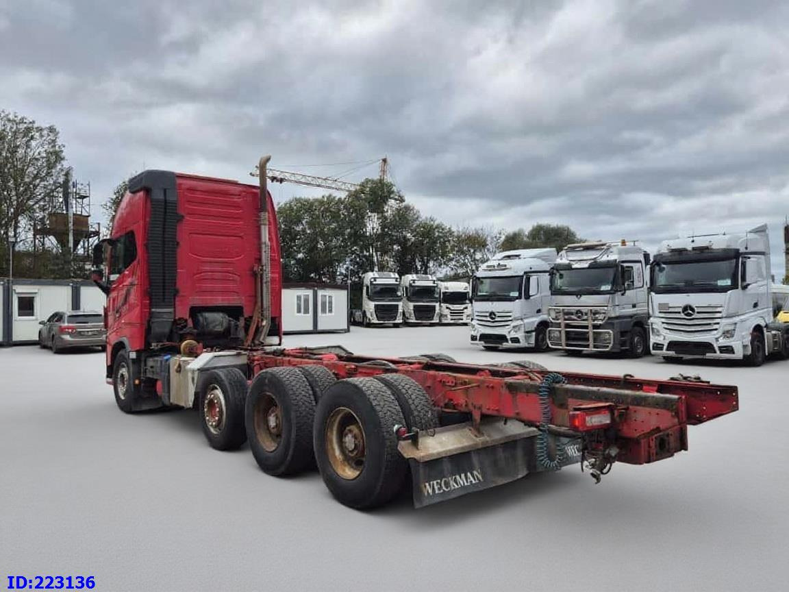 VOLVO FH16 750HP - 8x4 -Big Axles - Грузовик-шасси: фото 5 VOLVO FH16 750HP - 8x4 -Big Axles - Грузовик-шасси: фото 5