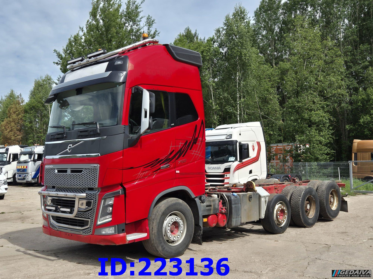VOLVO FH16 750HP - 8x4 -Big Axles - Лесовоз: фото 1 VOLVO FH16 750HP - 8x4 -Big Axles - Лесовоз: фото 1