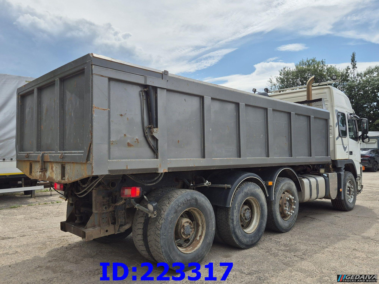VOLVO FM13 480HP 8x4 (Big axle) - Самосвал: фото 5 VOLVO FM13 480HP 8x4 (Big axle) - Самосвал: фото 5