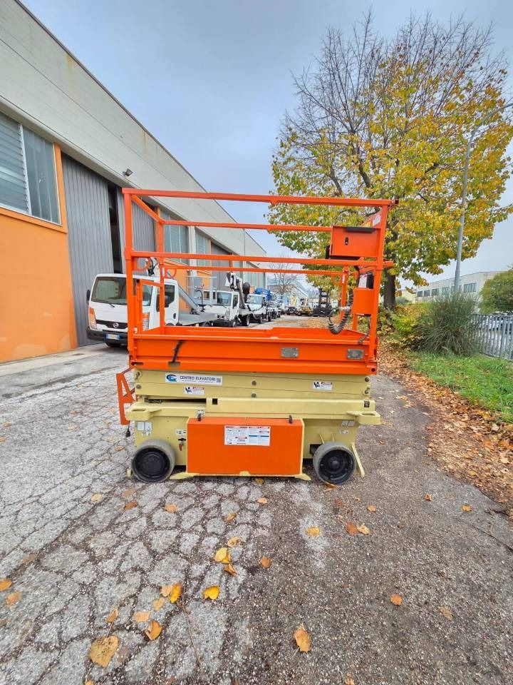 JLG 6 RS - Ножничный подъемник: фото 1 JLG 6 RS - Ножничный подъемник: фото 1