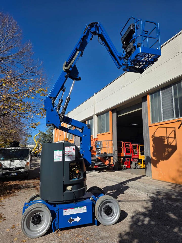 JLG E 300 AJP - Коленчатый подъемник: фото 5 JLG E 300 AJP - Коленчатый подъемник: фото 5