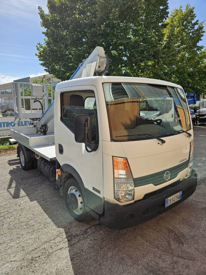 Грузовик с подъемником Multitel ALU 145: фото 9