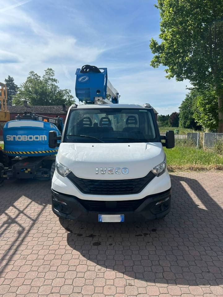 Socage 20D - Грузовик с подъемником: фото 2 Socage 20D - Грузовик с подъемником: фото 2