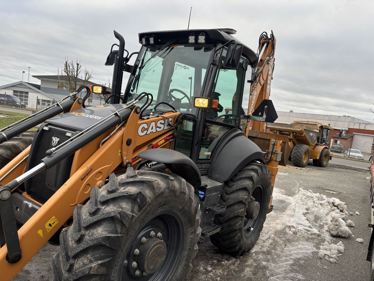 Case 695 ST - Экскаватор-погрузчик: фото 1 Case 695 ST - Экскаватор-погрузчик: фото 1