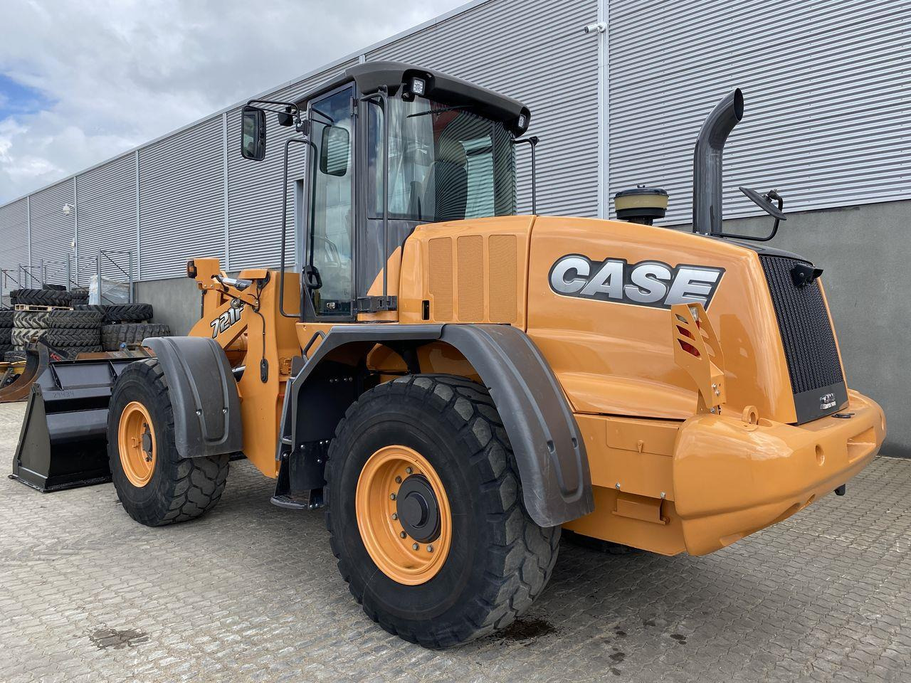 Case 721F - Колёсный погрузчик: фото 2 Case 721F - Колёсный погрузчик: фото 2