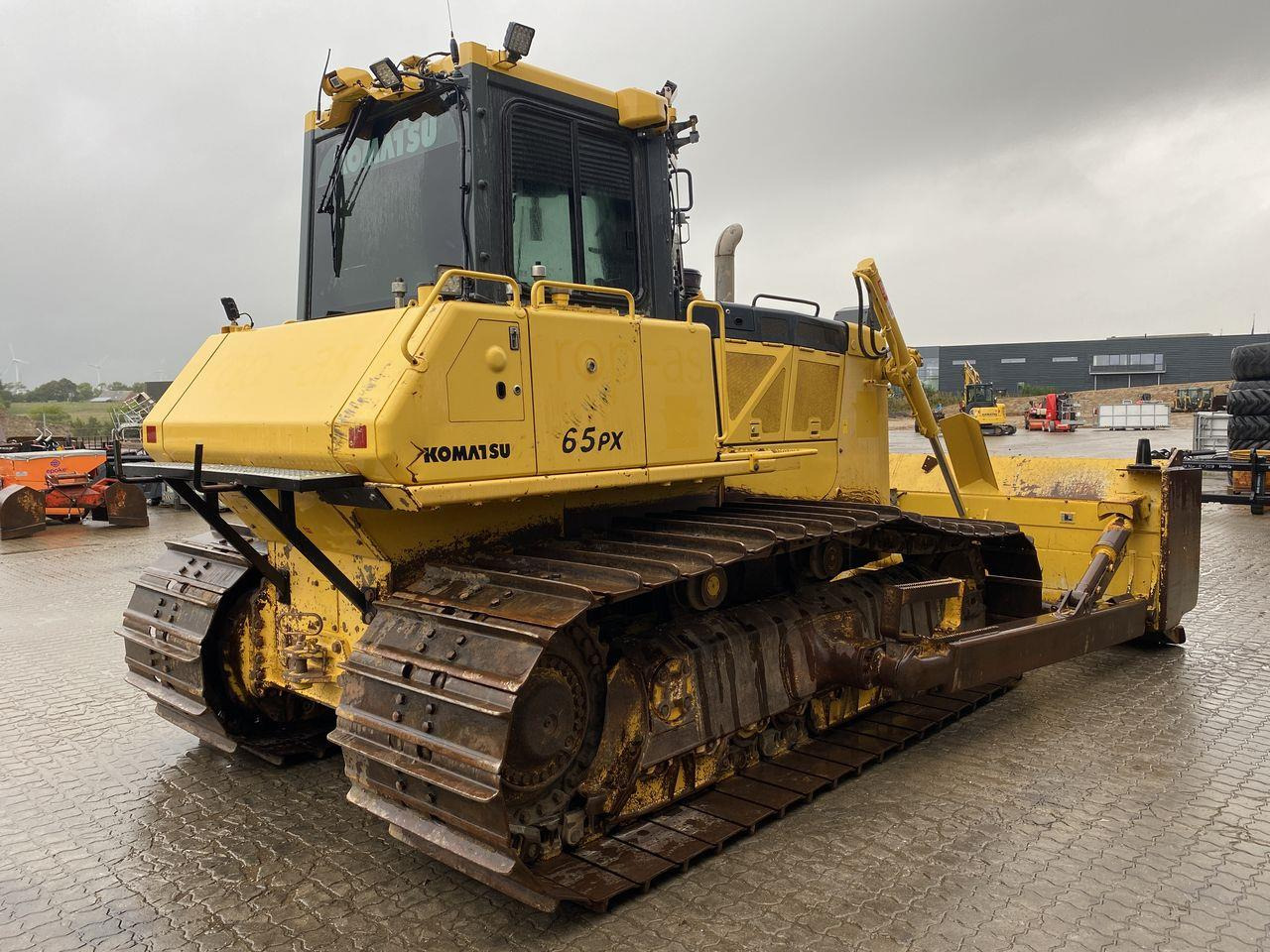 Komatsu D65PX-18 - Бульдозер: фото 4 Komatsu D65PX-18 - Бульдозер: фото 4