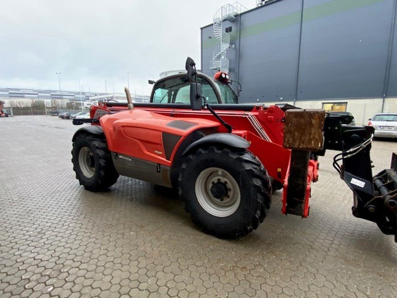 MT1840A ST3B - Телескопический погрузчик: фото 4 MT1840A ST3B - Телескопический погрузчик: фото 4