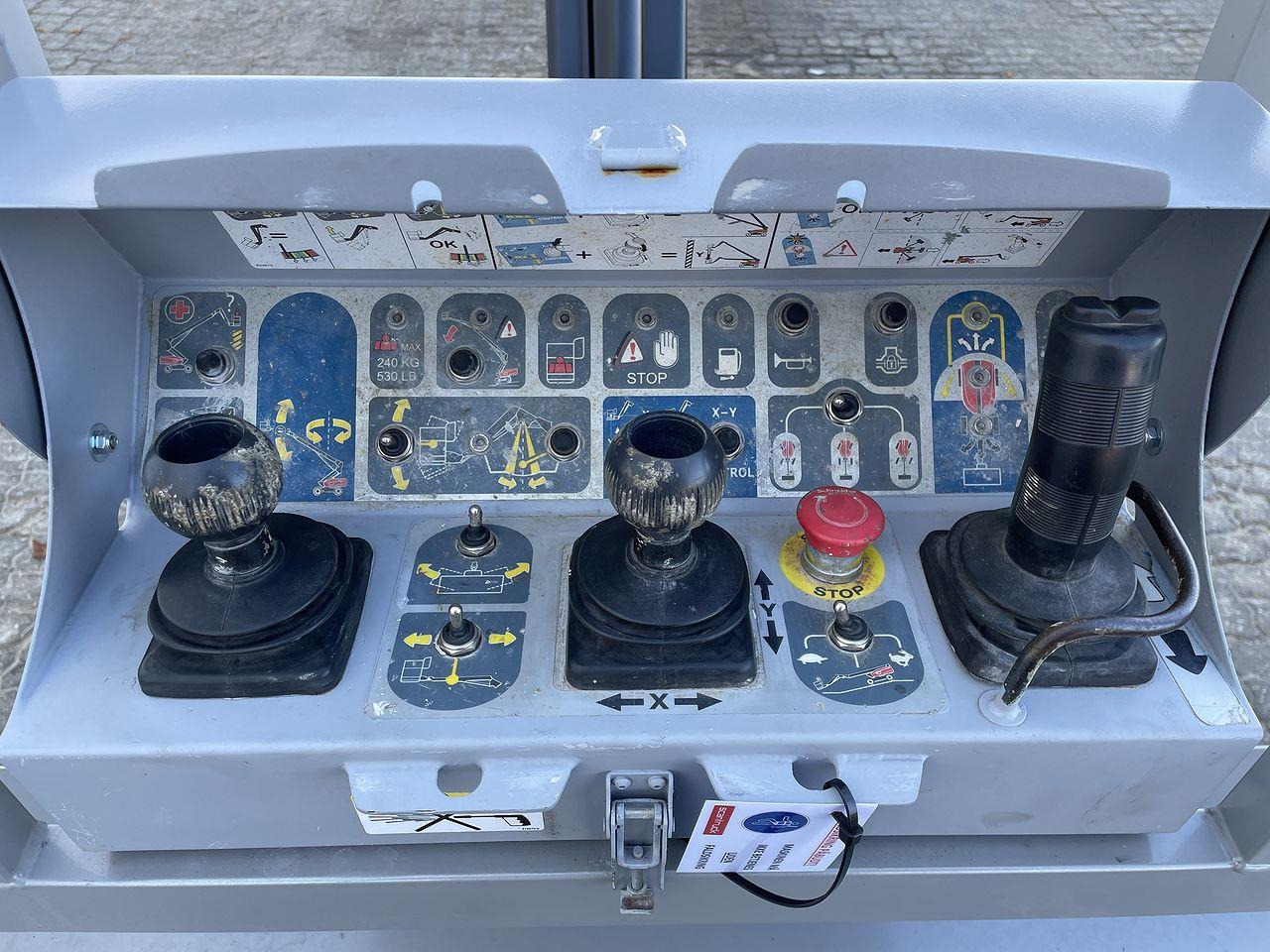 Manitou 280TJ - Телескопический подъемник: фото 3 Manitou 280TJ - Телескопический подъемник: фото 3