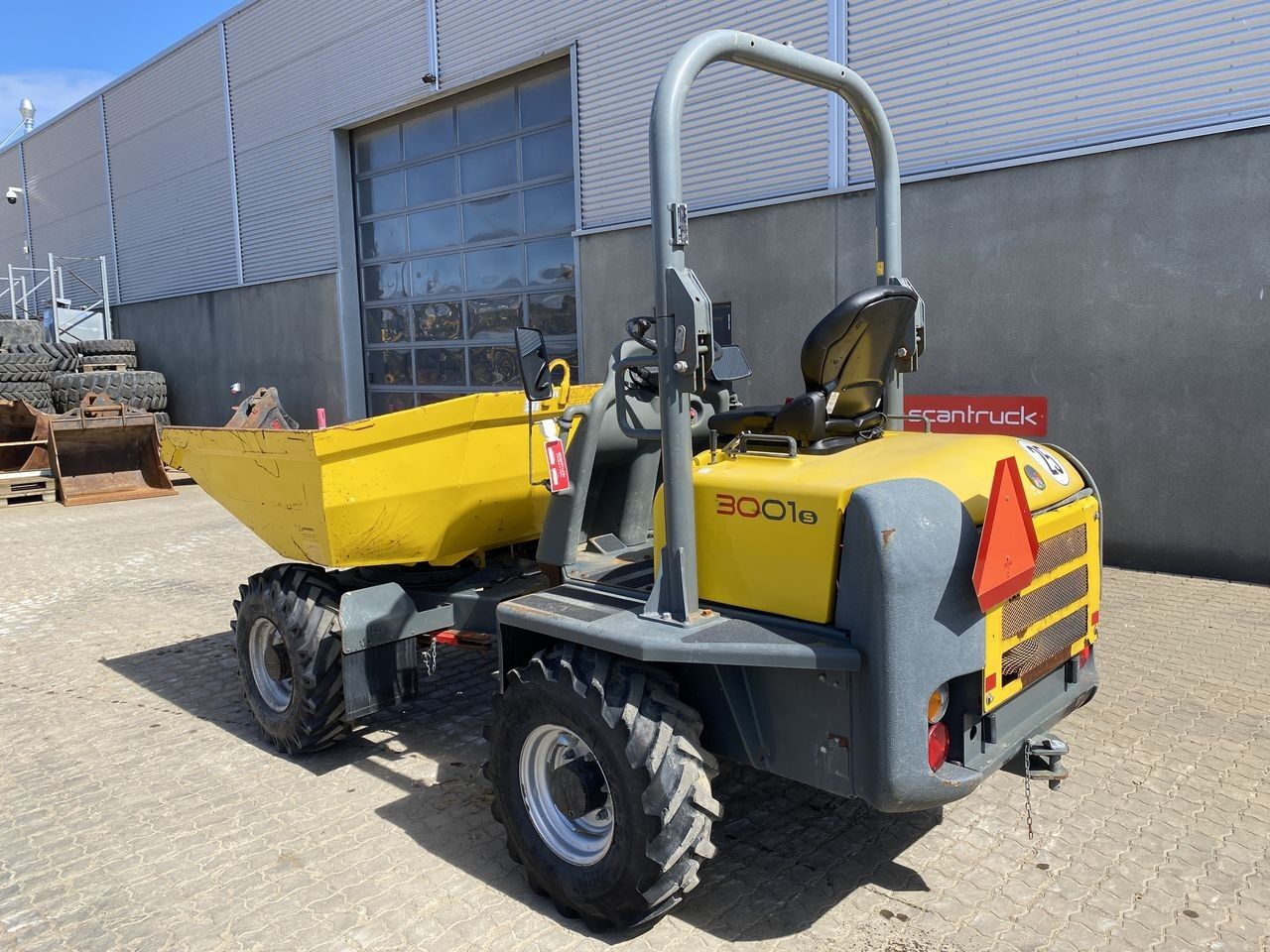 Wacker Neuson 3001S - Мини-самосвал: фото 2 Wacker Neuson 3001S - Мини-самосвал: фото 2