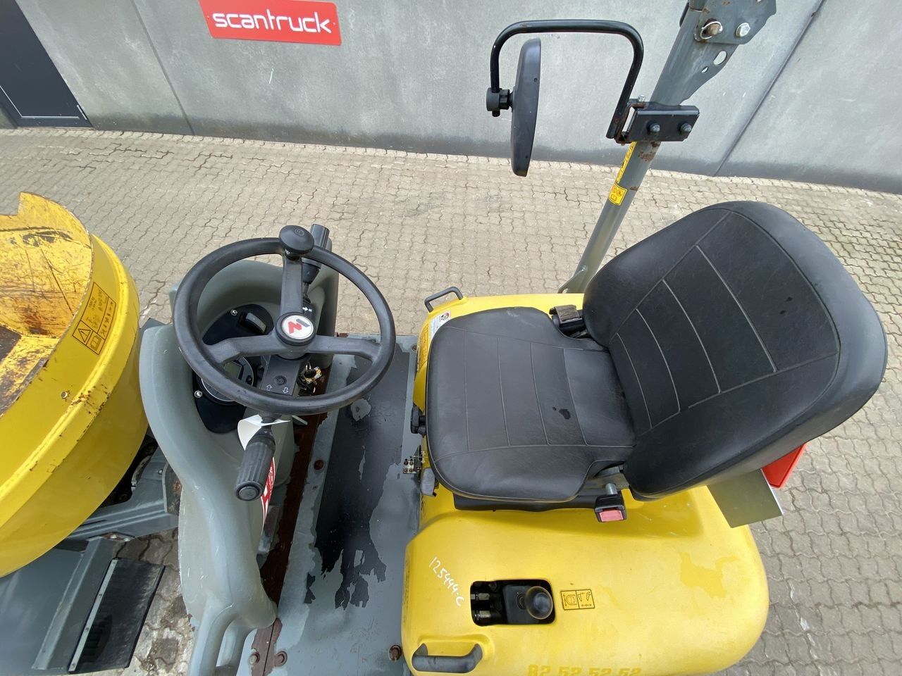 Wacker Neuson DW15E - Мини-самосвал: фото 3 Wacker Neuson DW15E - Мини-самосвал: фото 3
