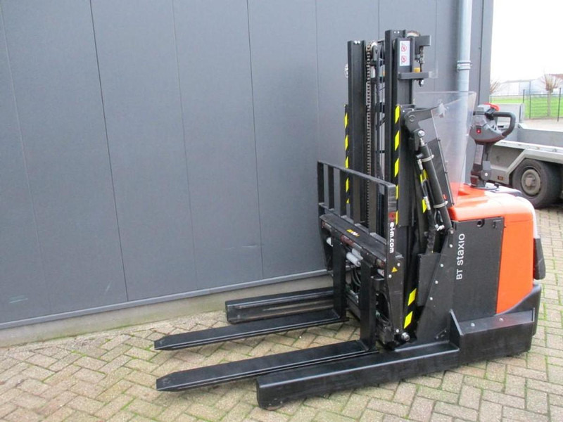 BT SPE 120 XR - Ричстакер: фото 2 BT SPE 120 XR - Ричстакер: фото 2