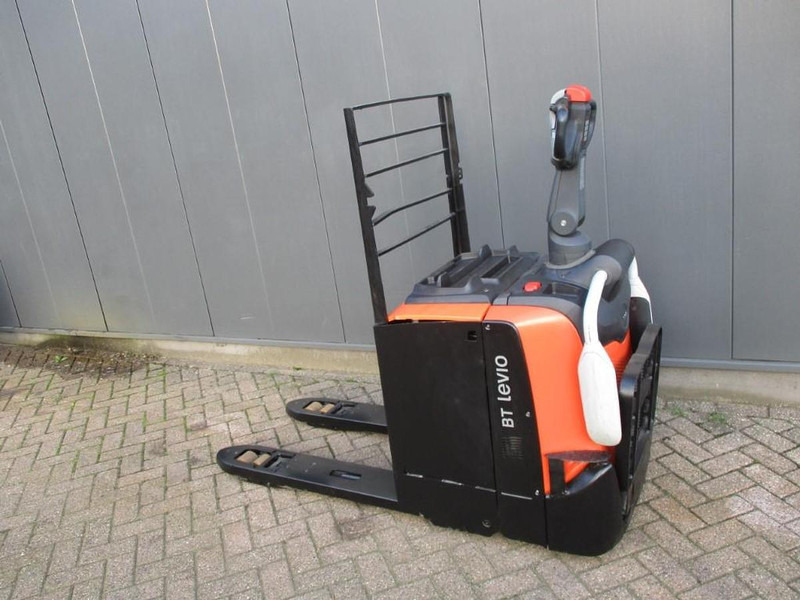 Toyota LPE250 - Тележка: фото 3 Toyota LPE250 - Тележка: фото 3