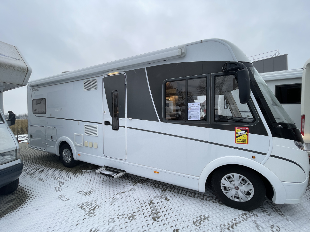 DETHLEFFS ESPRIT I 7150 - Интегрированный автодом: фото 2 DETHLEFFS ESPRIT I 7150 - Интегрированный автодом: фото 2