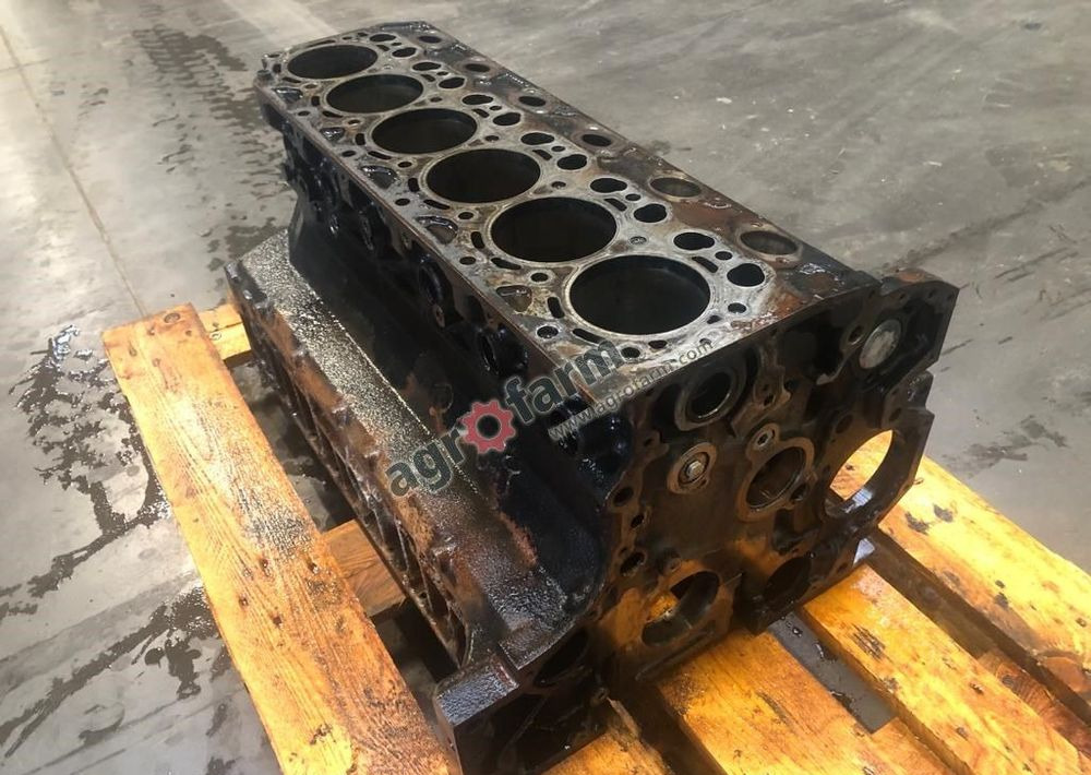 BLOK SILNIKA SAME IRON 130 04289543 - Двигатель для Грузовиков: фото 2 BLOK SILNIKA SAME IRON 130 04289543 - Двигатель для Грузовиков: фото 2